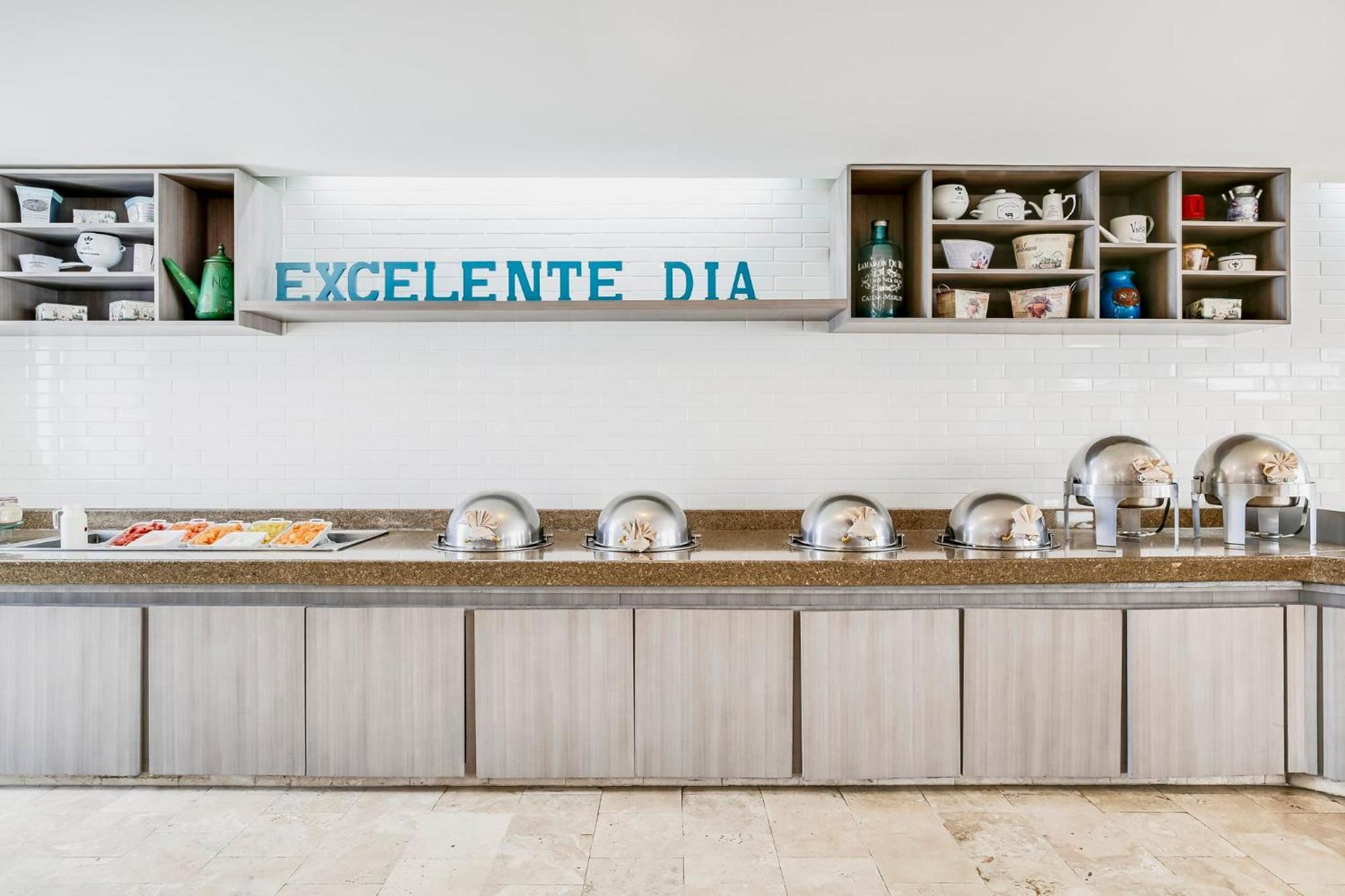 Fiesta Inn Torreon Galerias Экстерьер фото