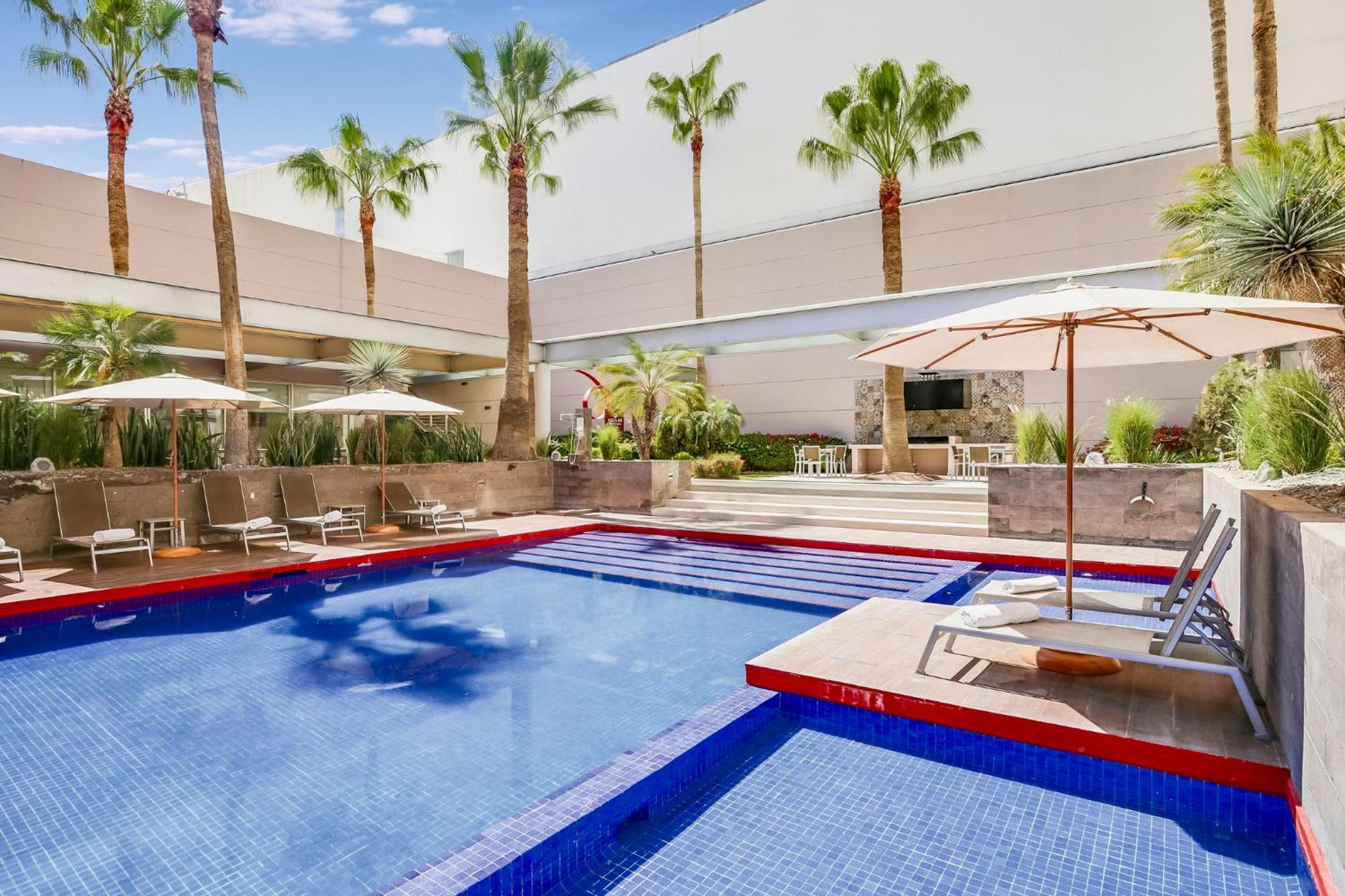 Fiesta Inn Torreon Galerias Экстерьер фото