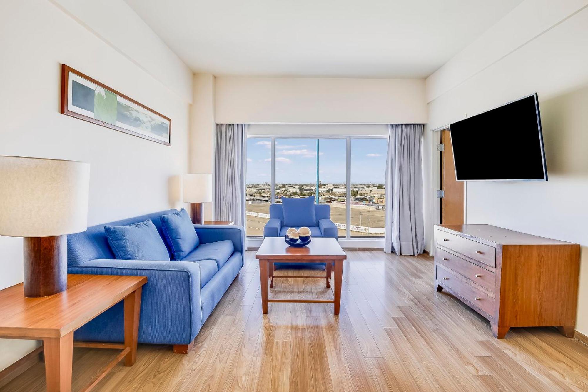 Fiesta Inn Torreon Galerias Экстерьер фото